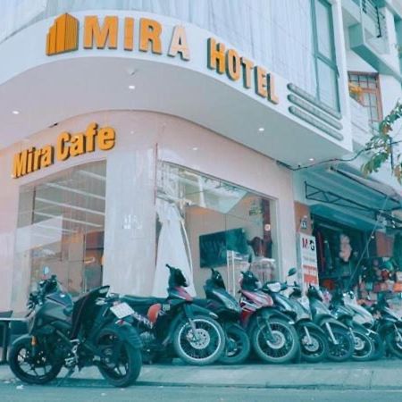 Mira Hotel Куи Нхон Екстериор снимка