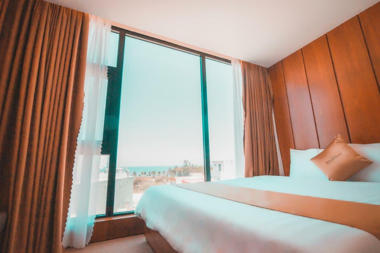 Mira Hotel Куи Нхон Екстериор снимка